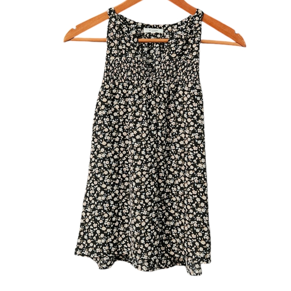 Pleione Women's Sleeveless Floral Blouse Tank Size S Smocking Lightweight Black